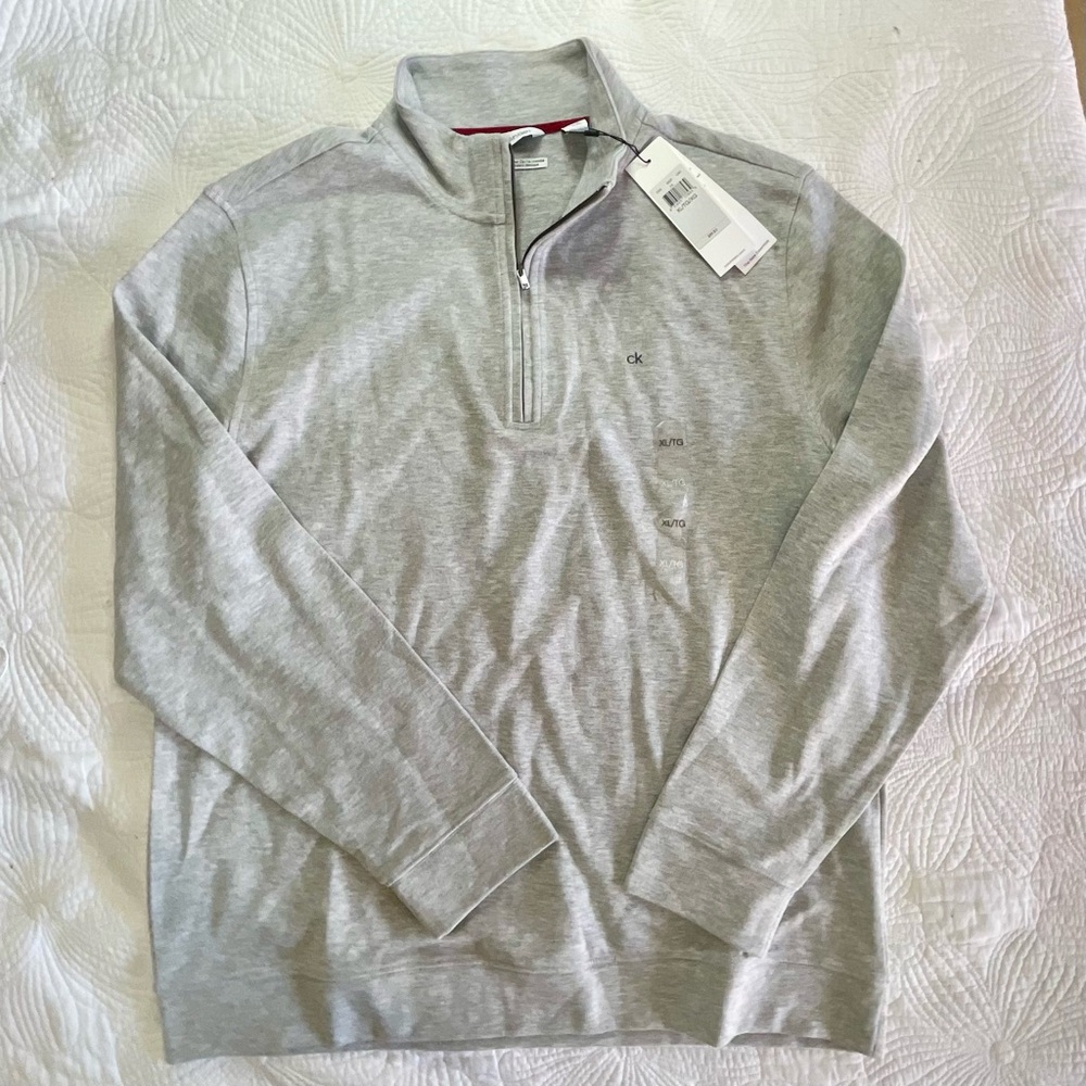 Calvin Klein Men's Light Gray Zip-Up Sweater Preppy Office Travel Casual